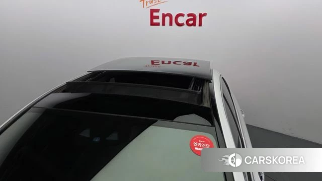 Mercedes-Benz E-Class W213 2021 Белый из Кореи, фото 2