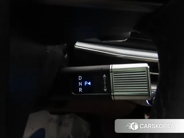 Hyundai Grandeur Hybrid (GN7) 2023 Белый из Кореи, фото 2