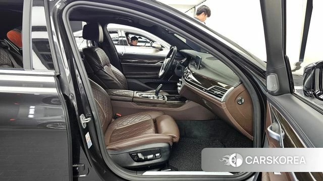 BMW 7 Series (G11) 2020 Серый из Кореи, фото 2
