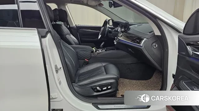 BMW 6 Series GT (G32) 2019 Белый из Кореи, фото 2