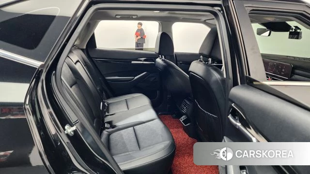 Kia The New Seltos 2023 Черный из Кореи, фото 2