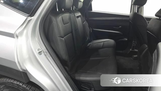 Hyundai Tucson (NX4) 2022 Серебристо-серый из Кореи, фото 2