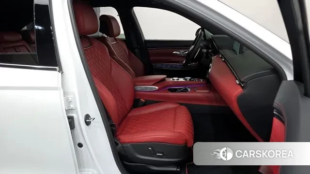 Genesis GV70 2021 Белый из Кореи, фото 2