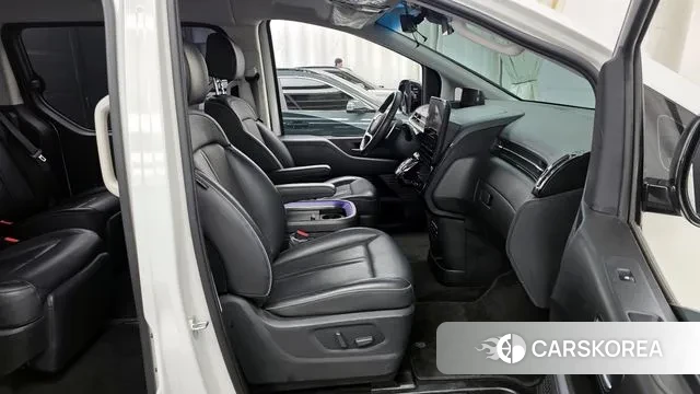 Hyundai Staria 2021 Белый из Кореи, фото 2