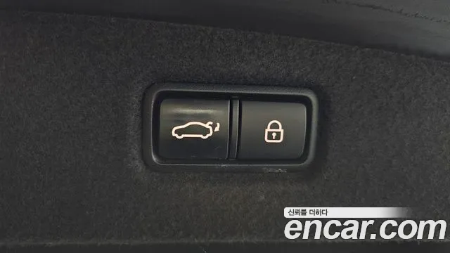 Genesis G90 id 2586429 из Кореи 2