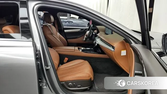 Genesis Electrified G80 (RG3) 2022 Серебряный из Кореи, фото 2