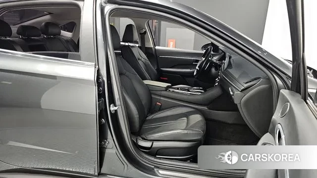 Hyundai Sonata (DN8) 2020 Серый из Кореи, фото 2