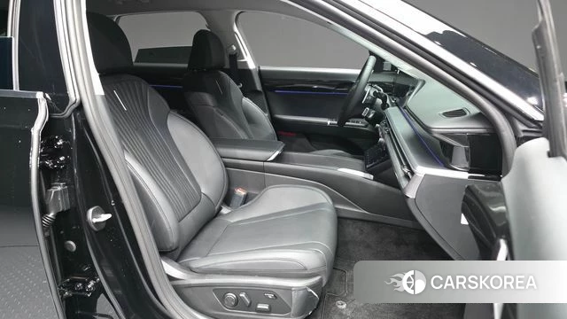 Hyundai Grandeur Hybrid (GN7) 2026 Черный из Кореи, фото 2