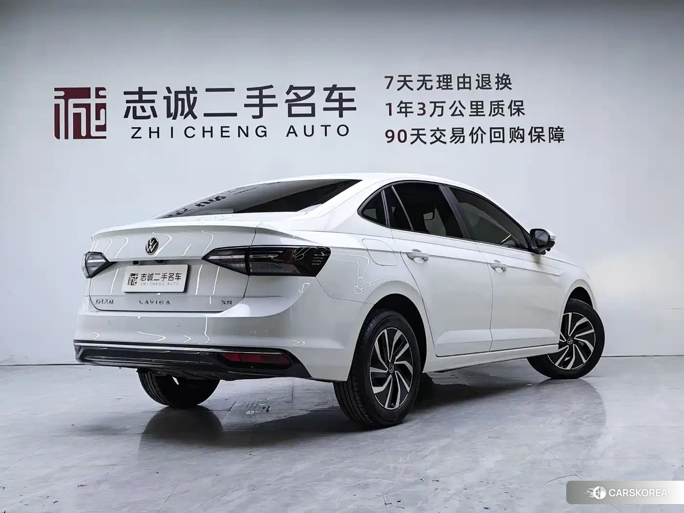 Volkswagen Lavida 2026 Белый из Китая, фото 2