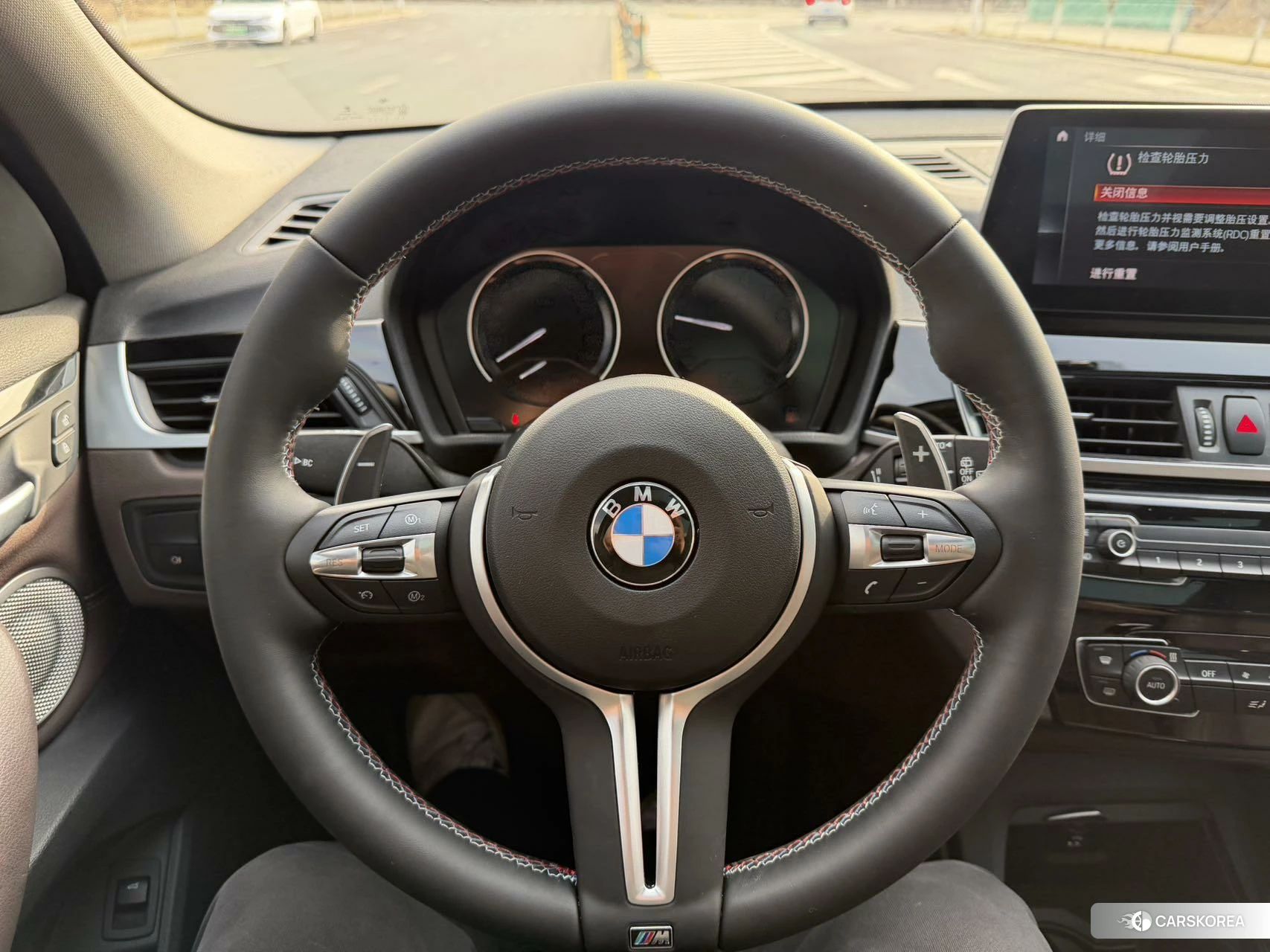 BMW X1 2021 Белый из Китая, фото 2