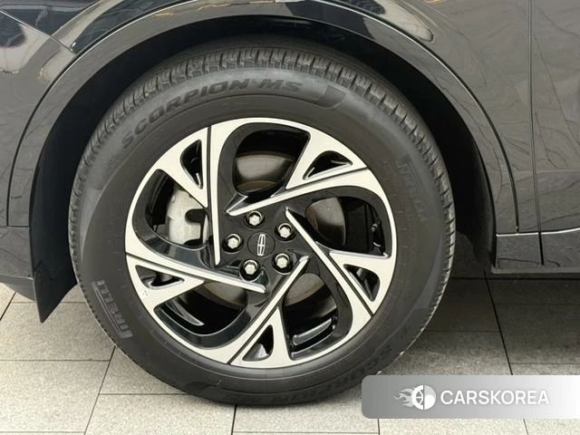 Lincoln Navigator 2023 Черный из Китая, фото 2
