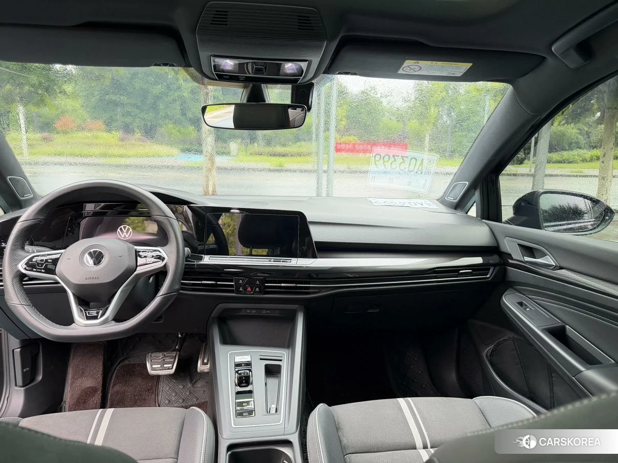 Volkswagen Golf 2023 Черный из Китая, фото 2