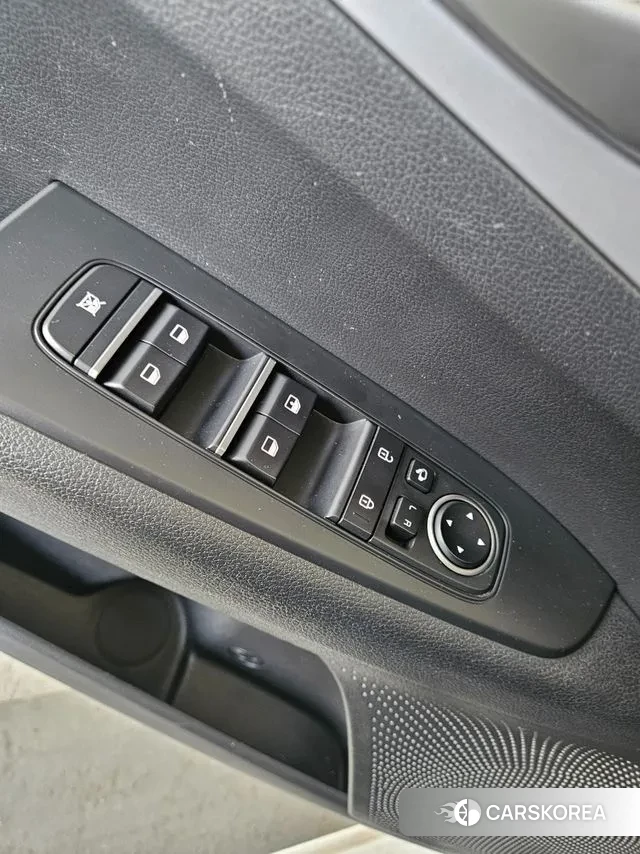 Kia The New K3 2nd generation 2021 Белый из Кореи, фото 2