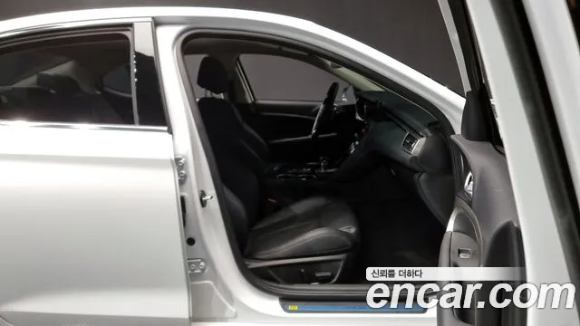 Genesis The New G70 2023 Белый из Кореи, фото 2