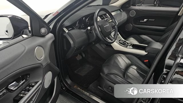 Land Rover Range Rover Evoque 2019 Черный из Кореи, фото 2