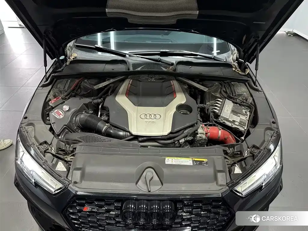 Audi S4 2018 Silver/gray из Китая, фото 2