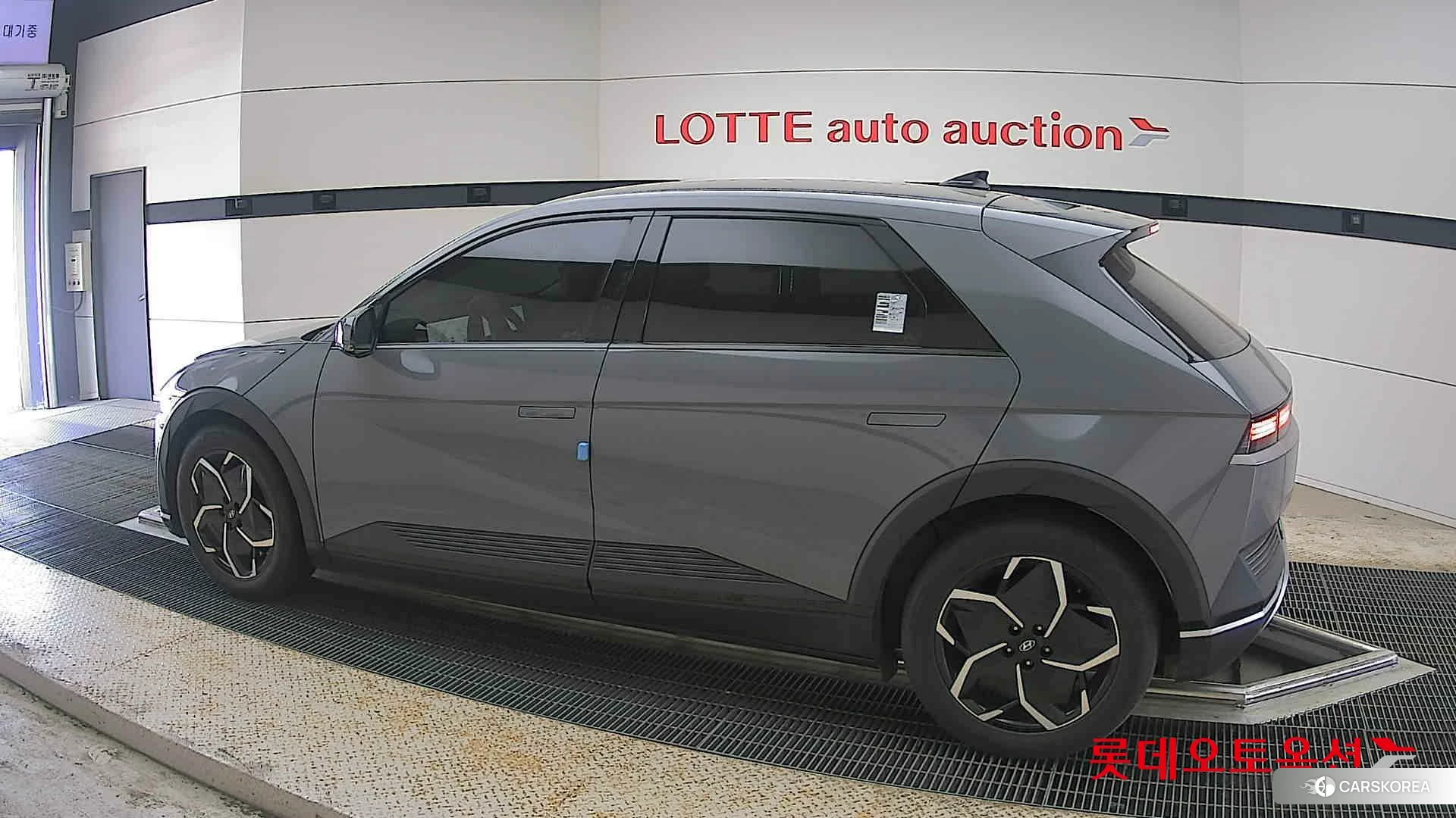 Hyundai IONIQ 5 2022 Galactic Grey Metallic из Кореи, фото 2