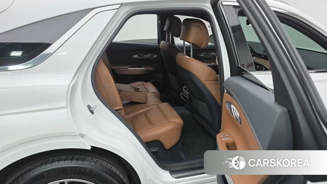 Genesis GV70 2022 Белый из Кореи, фото 2