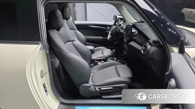 Mini Cooper S 2020 Жемчужный цвет из Кореи, фото 2