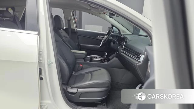 Kia Sportage 5th Generation 2024 Белый из Кореи, фото 2