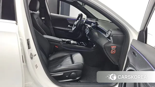 Mercedes-Benz A-Class W177 2021 Белый из Кореи, фото 2