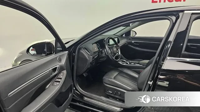 Hyundai Sonata (DN8) 2021 Черный из Кореи, фото 2