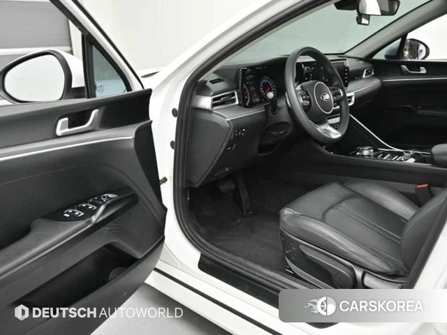 Kia K5 3rd generation 2021 Белый из Кореи, фото 2