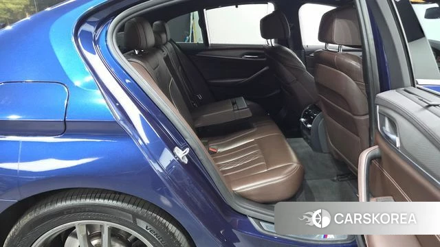 BMW 5 Series (G30) 2018 Синий из Кореи, фото 2