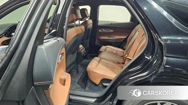 Genesis GV70 2022 Черный из Кореи, фото 2