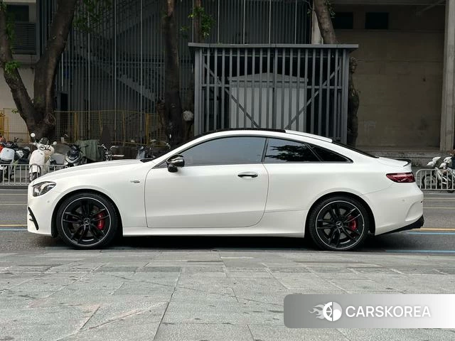 Mercedes-Benz E-class AMG 2021 Белый из Китая, фото 2