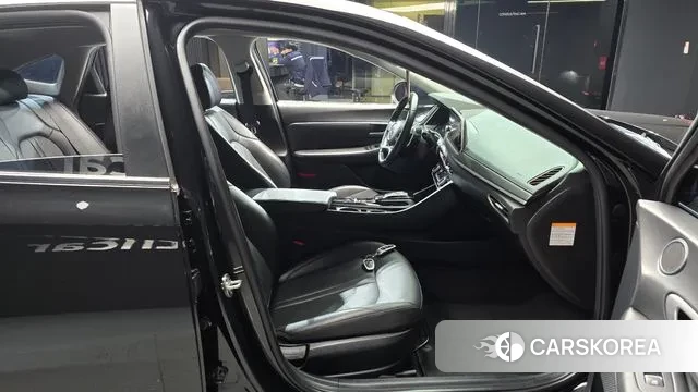 Hyundai Sonata Hybrid (DN8) 2021 Черный из Кореи, фото 2