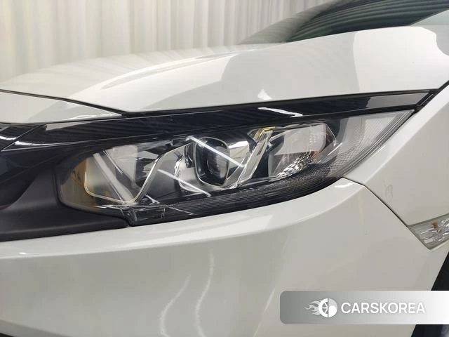 Honda Civic 2021 Белый из Китая, фото 2