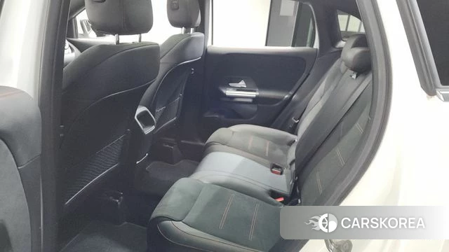 Mercedes-Benz GLA - Class H247 2020 Белый из Кореи, фото 2