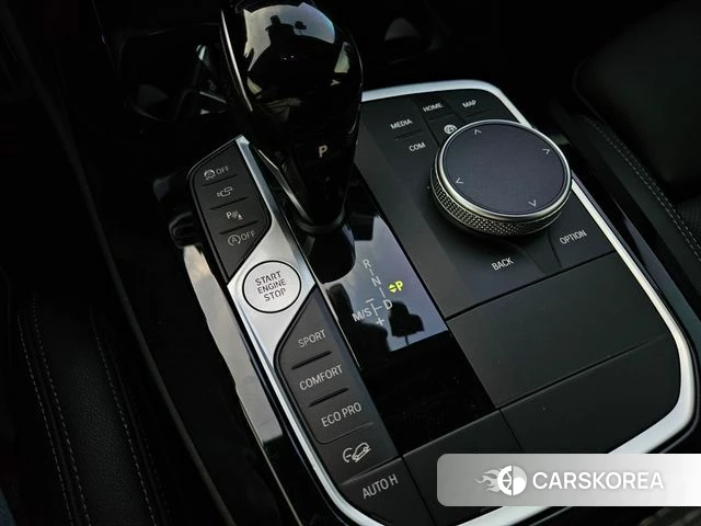 BMW X4 (G02) 2024 Черный из Кореи, фото 2