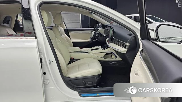 Hyundai The New Grandeur IG 2022 Белый из Кореи, фото 2