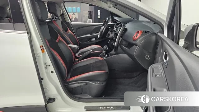 Renault Korea (Samsung) Clio 2019 Белый из Кореи, фото 2