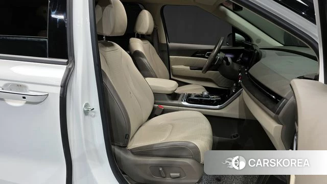 Kia Carnival 4th generation 2023 Белый из Кореи, фото 2