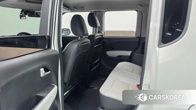 Kia The New Kia Ray 2022 Белый из Кореи, фото 2