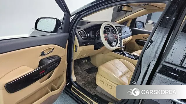 Kia The New Carnival 2018 Черный из Кореи, фото 2