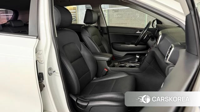 Kia Sportage The Bold 2018 Белый из Кореи, фото 2