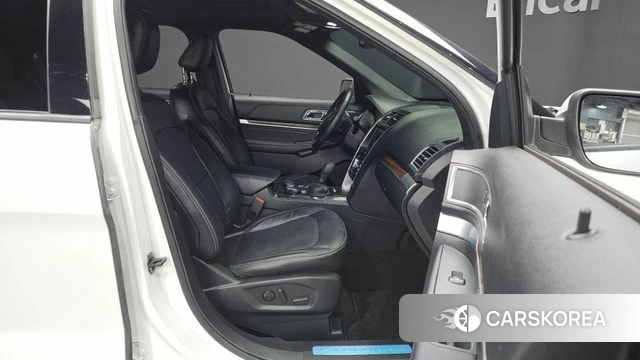 Ford Explorer 2019 Белый из Кореи, фото 2