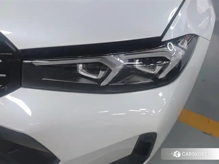 BMW 3 series 2023 Белый из Китая, фото 2