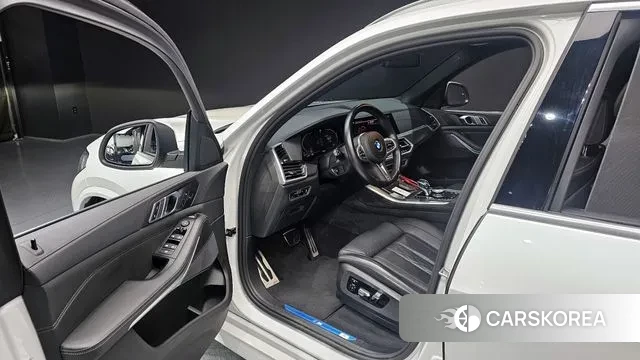 BMW X5 (G05) 2022 Белый из Кореи, фото 2