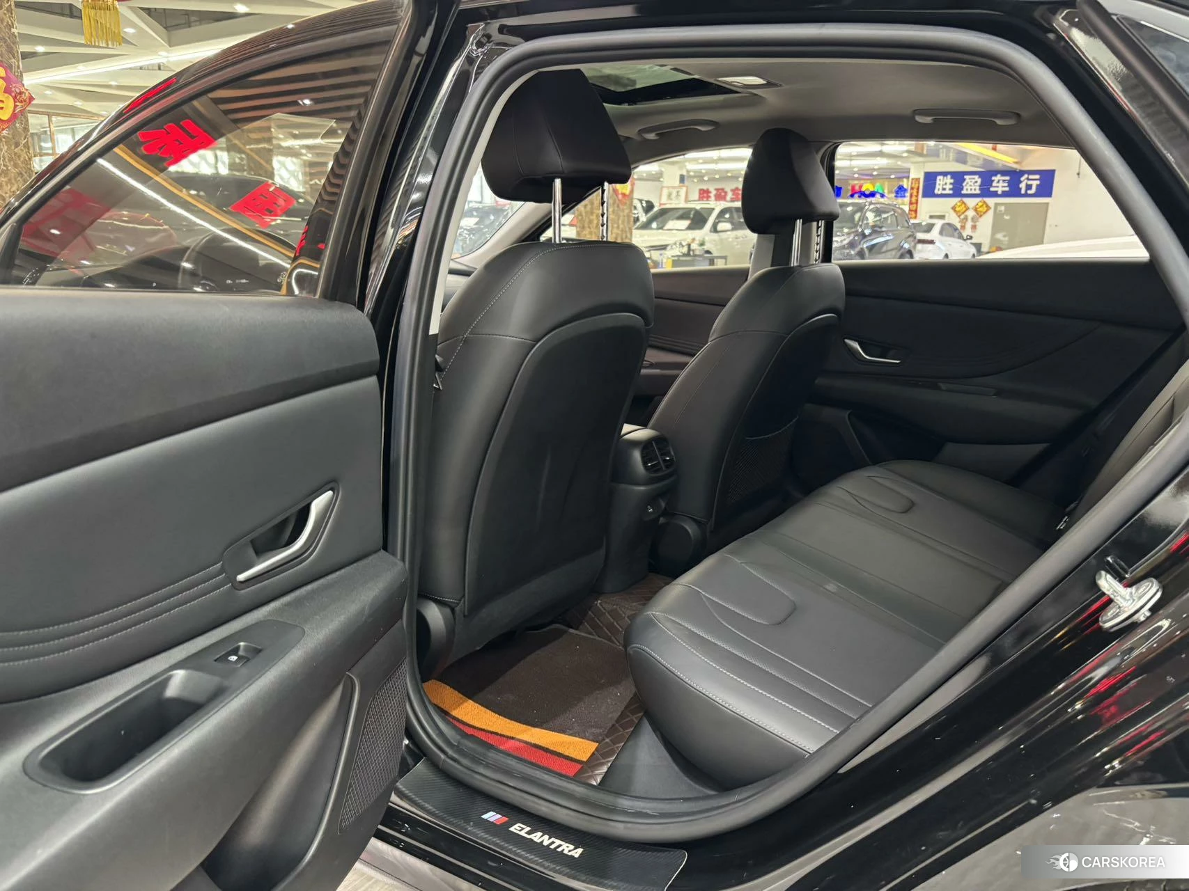 Hyundai Elantra 2022 Черный из Китая, фото 2