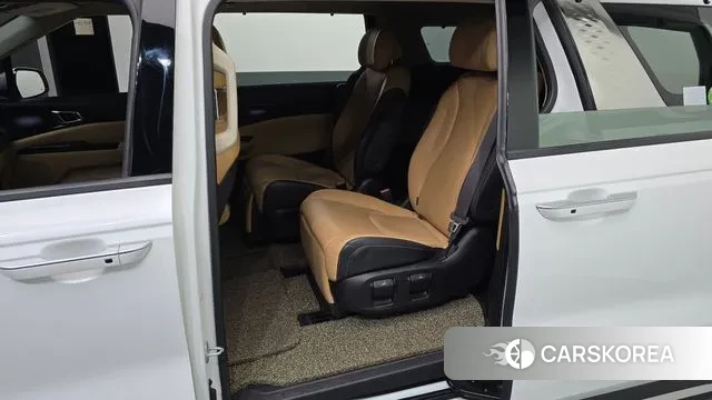 Kia Carnival 4th generation 2022 Белый из Кореи, фото 2