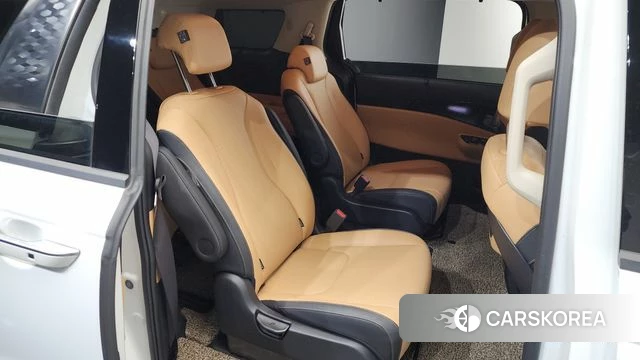 Kia Carnival 4th generation 2023 Белый из Кореи, фото 2