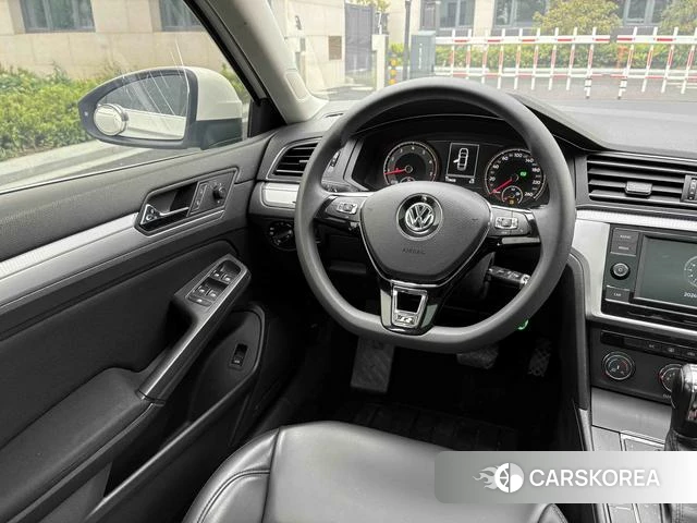 Volkswagen Lingdu 2020 Белый из Китая, фото 2