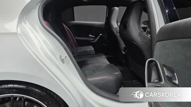 Mercedes-Benz A-Class W177 2023 Белый из Кореи, фото 2