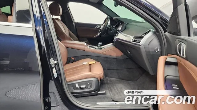 BMW X6 (G06) 2022 Черный из Кореи, фото 2