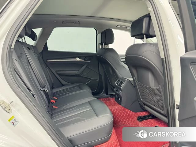Audi Q5L 2023 Белый из Китая, фото 2